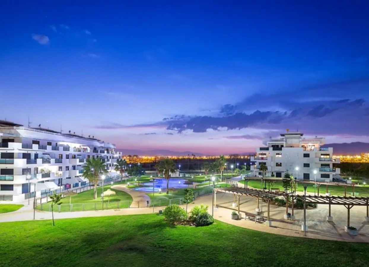 Comfortable Apartment In Almeria With Shared Pool 72 M² Retamar  0*, Retamar (Almeria) Spain